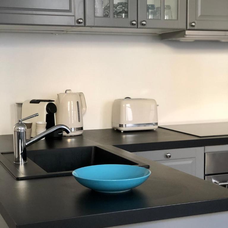 Charming and modernly designed 2 bedroom - Old Town - Appartement 2 Chambres - 2