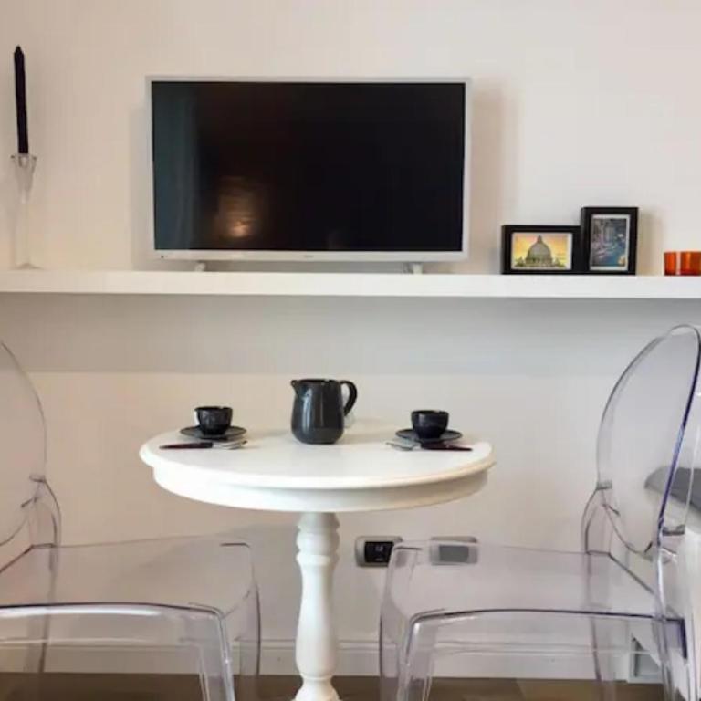 Terrace with Tiber View - Trastevere - Monolocale con Balcone - 8