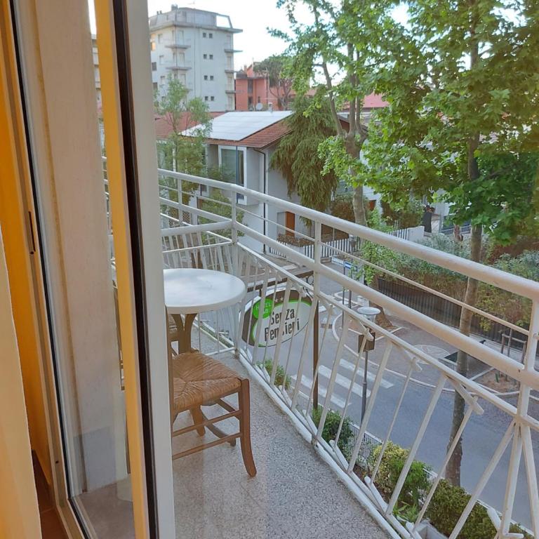 Hotel Senza Pensieri Riccione - Quadruple Room - 13