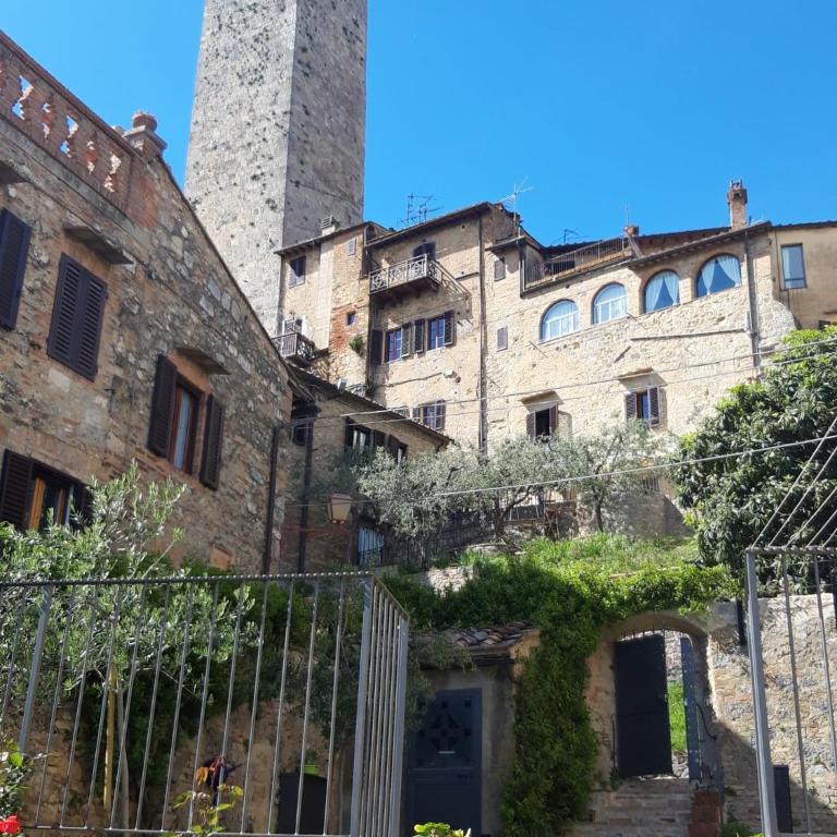The Tower's Garden - One-Bedroom Apartment - 13