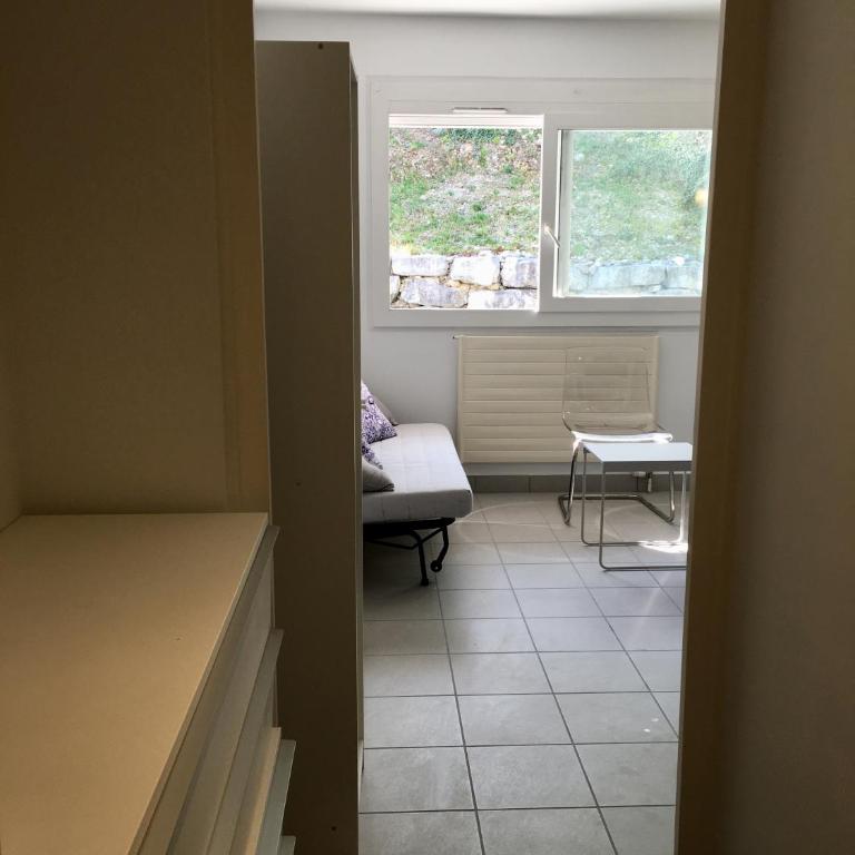 STUDIO SUR LE PORT - Appartement 1 Chambre - 11