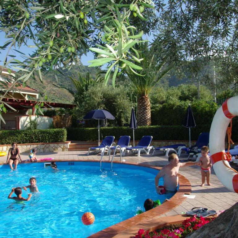 Residence Fontana Barone - Appartamento con 2 Camere da Letto e Patio - Su 2 Livelli - 36