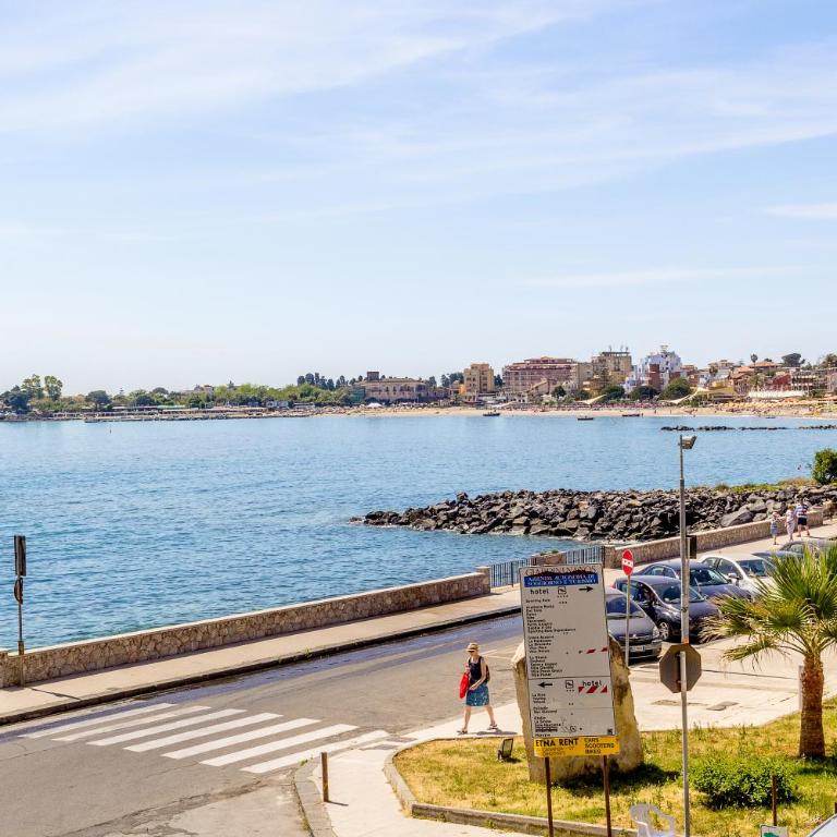 Pippo House - Monolocale con Vista Mare - 11