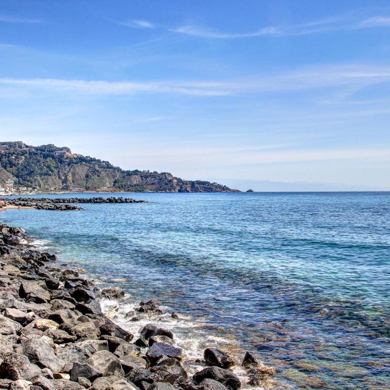 Pippo House - Monolocale con Vista Mare - 12
