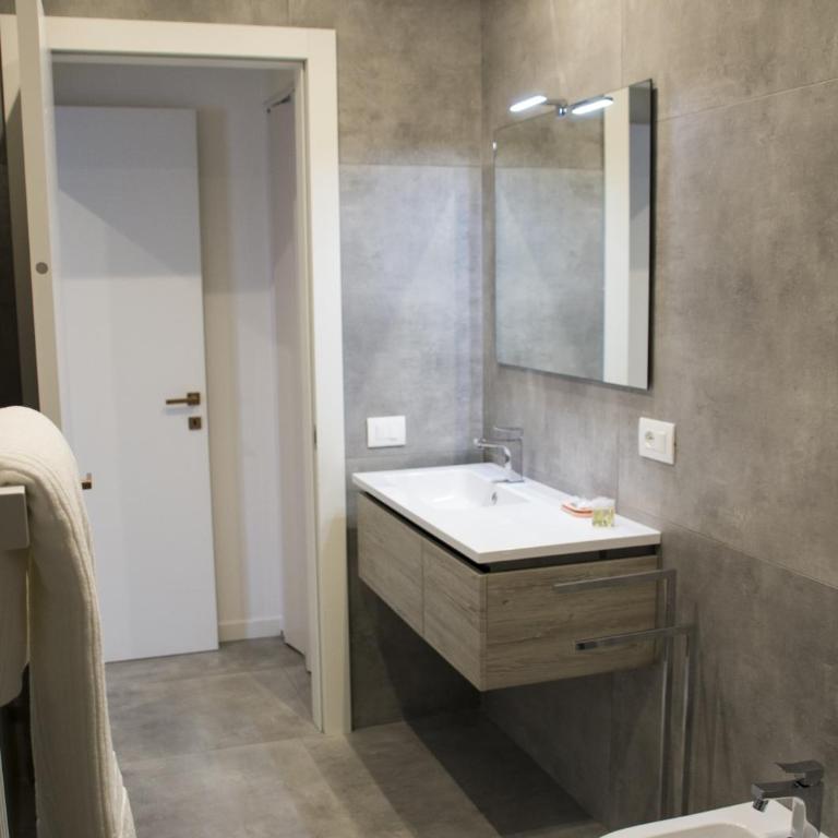Bloom Apartments - Appartamento con 2 Camere da Letto - 9