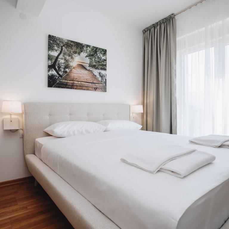 Status-M Apartments 205 - Two-Bedroom Apartment - 10
