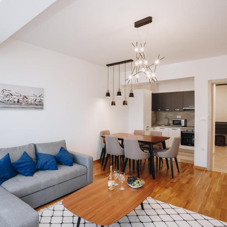 Status-M Apartments 205 - Two-Bedroom Apartment - 12