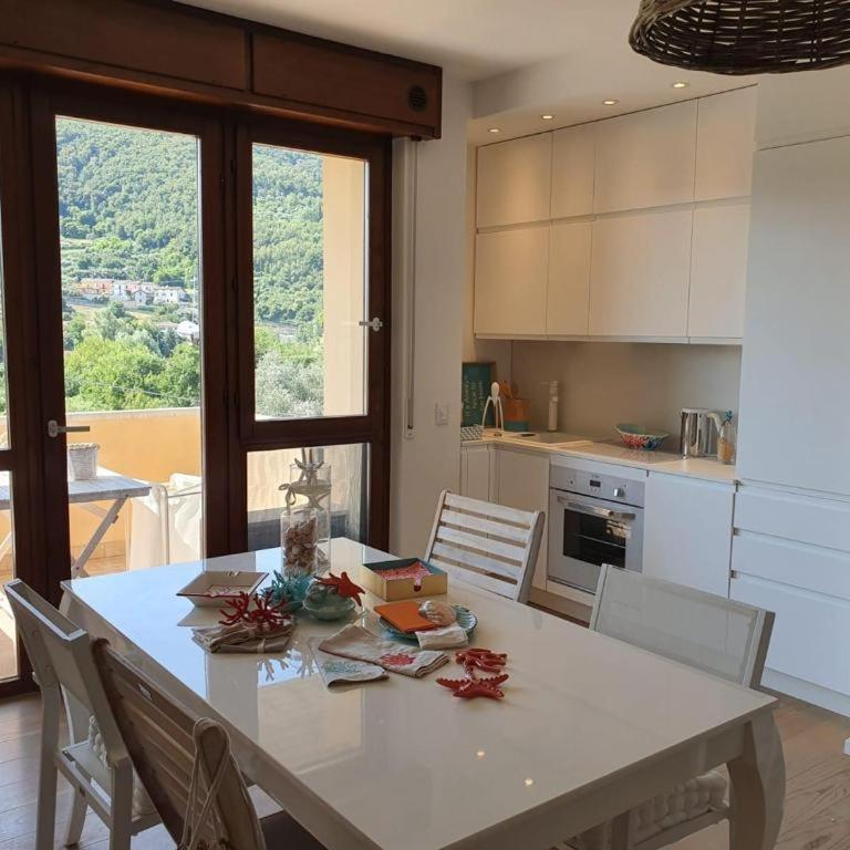 Welcome Traveller LA PERLA APARTMENTS - Appartamento con Vista Lago - 6