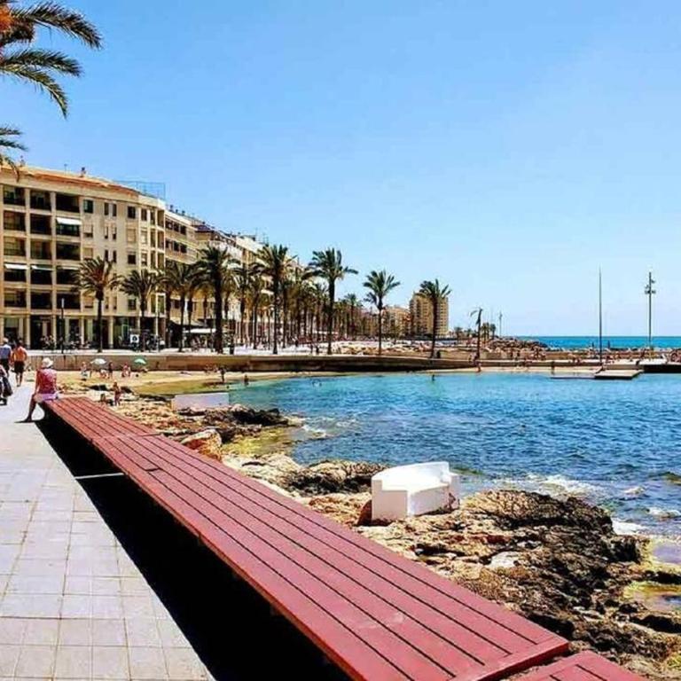 Brilliant Apartment Cibeles Torrevieja - Two-Bedroom Apartment - 31