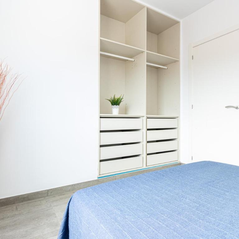 Goldhome - New house with private heated pool, parking, wifi, games room - Villa - 23