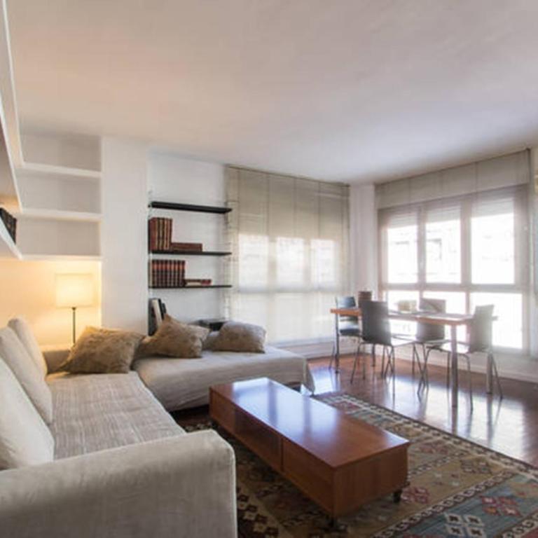 Apartamento Centro & Chic - Apartment with Garden View - 3