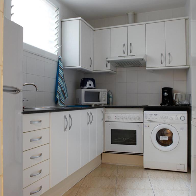 Colom Apartments - One-Bedroom Apartment - 13