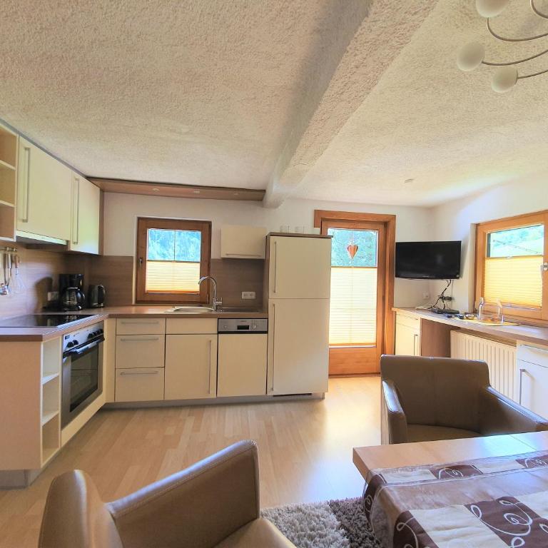 Haus Alpengruß - Apartment mit 2 Schlafzimmern - 3
