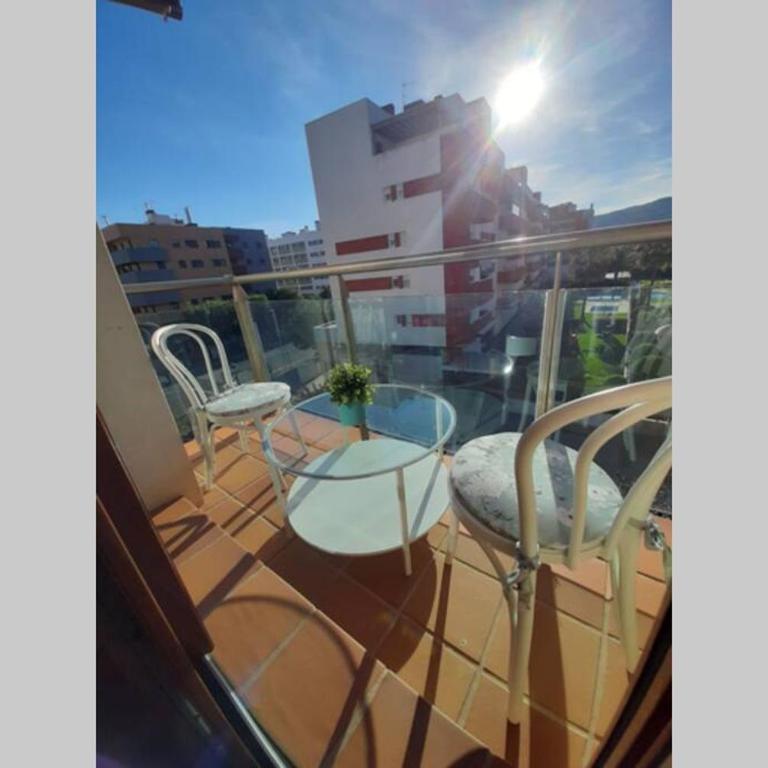 Piso céntrico con piscina,parking y jacuzzi - Two-Bedroom Apartment - 4
