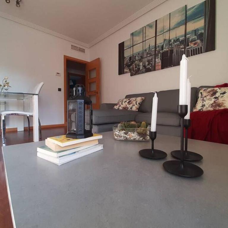 Piso céntrico con piscina,parking y jacuzzi - Two-Bedroom Apartment - 7