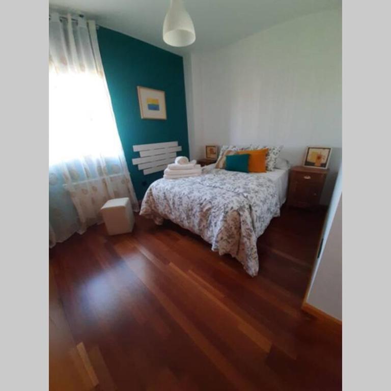 Piso céntrico con piscina,parking y jacuzzi - Two-Bedroom Apartment - 12