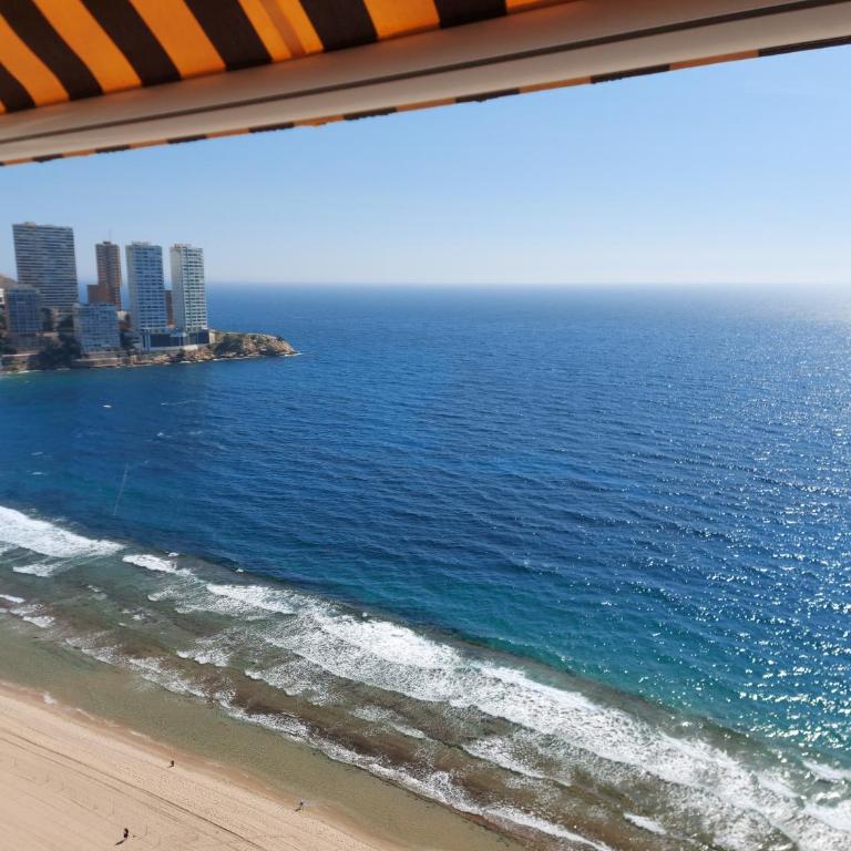 BENIDORM, Las Damas, primera línea de playa de Levante - Apartamento de 1 dormitorio - 1