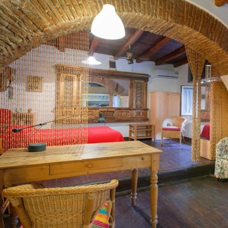 Independent with garden heart of trastevere John Cabot - Appartamento con 1 Camera da Letto - 1