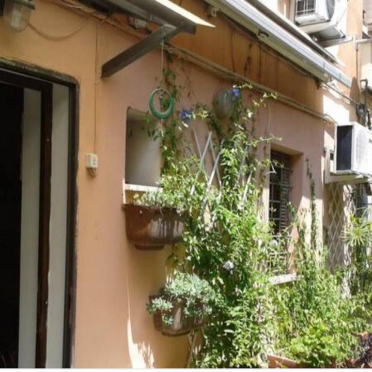 Independent with garden heart of trastevere John Cabot - Appartamento con 1 Camera da Letto - 6