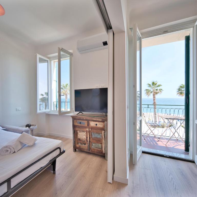 Medusa Apartment - Lungomare - Appartamento con 2 Camere da Letto - 3