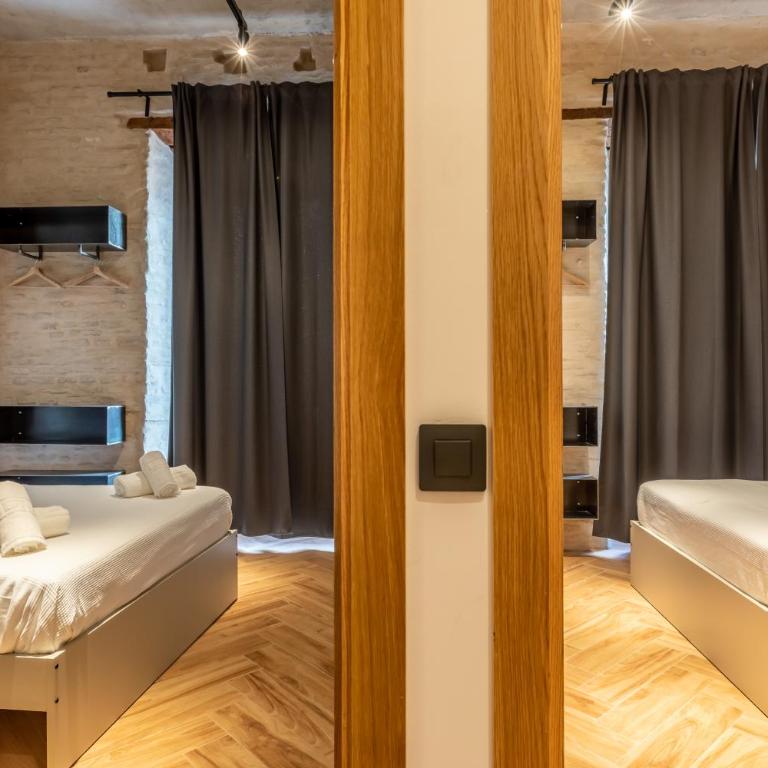 Santa Clara Suites Sevilla - Apartment - Split Level - 13