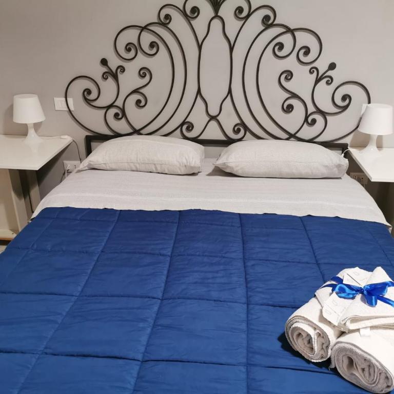 B&B BARBERA - Camera Matrimoniale/Doppia con Letti Singoli con Bagno Privato - 10