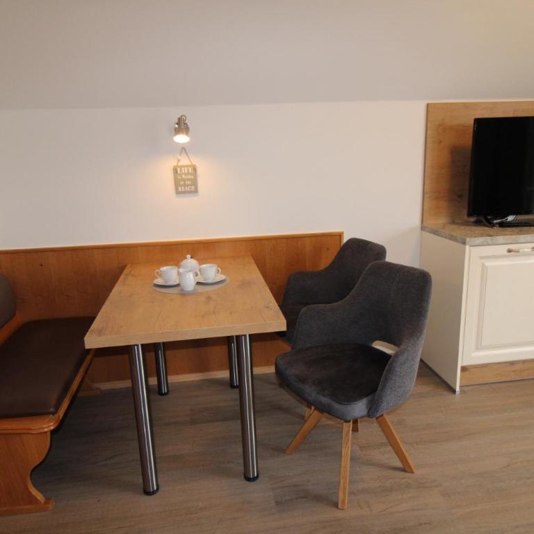 Appartements Panorama Schlössl - Apartment mit Balkon - 9