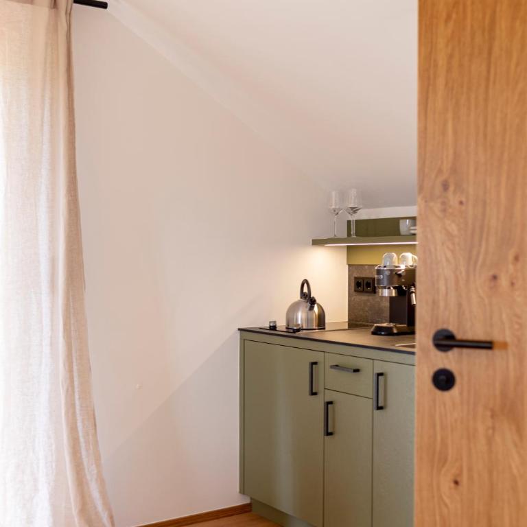 Winzer Appartements Kogler - Deluxe Apartment - 10