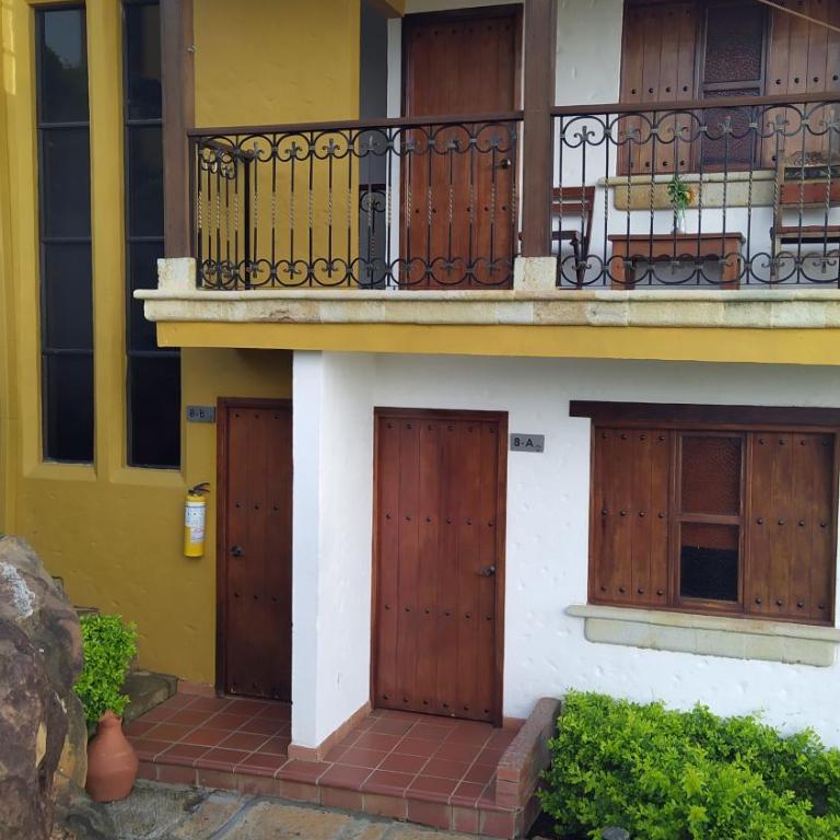 Hotel Las Rocas Resort Villanueva - Family Room with Balcony - 12