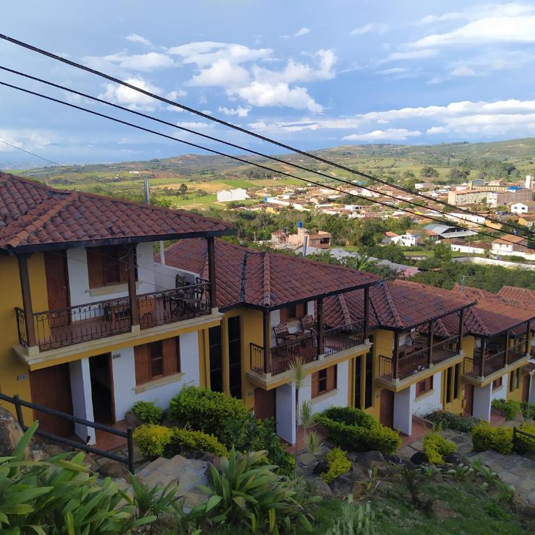 Hotel Las Rocas Resort Villanueva - Family Room with Balcony - 16