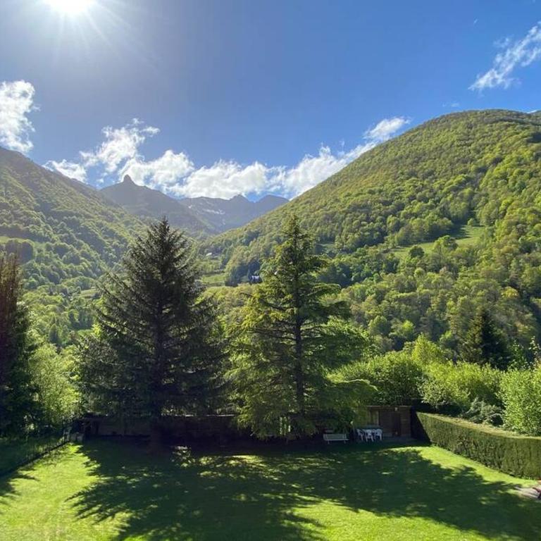 Vaste T4 115m2. Balcon. Vue. Suite. Jardin et jeux - Appartement 3 Chambres - 10