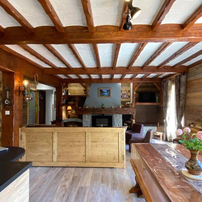 Vaste T4 115m2. Balcon. Vue. Suite. Jardin et jeux - Appartement 3 Chambres - 31