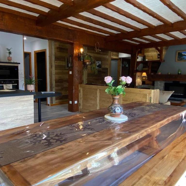 Vaste T4 115m2. Balcon. Vue. Suite. Jardin et jeux - Appartement 3 Chambres - 33