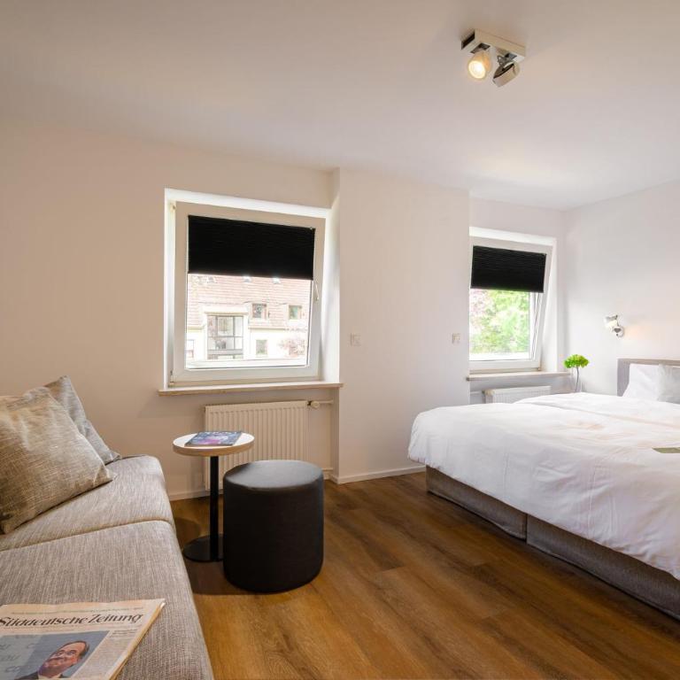 Hotel Wetterstein - Superior Zimmer mit Blick auf den Innenhof - 11