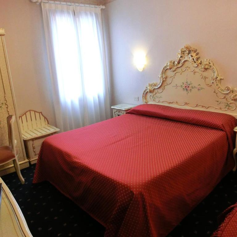 Hotel Diana - Camera Tripla - 7