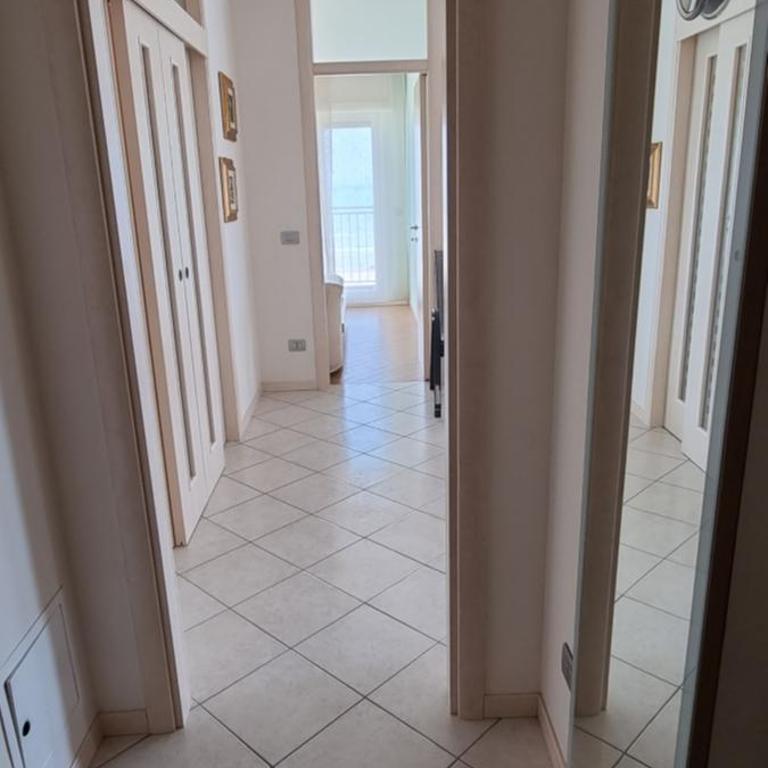 International Seaview Apartments - Two-Bedroom Apartment - 7