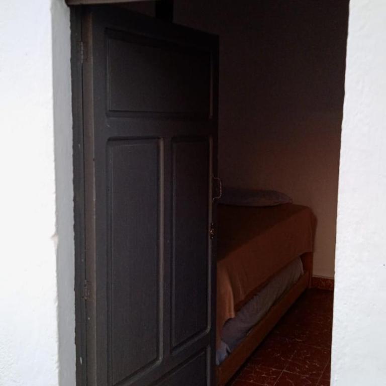 PATIO Alojamiento - Economy Quadruple Room with Shared Bathroom - 3