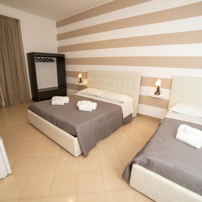 b&b Zio Luciano - Camera Tripla con Balcone - 6