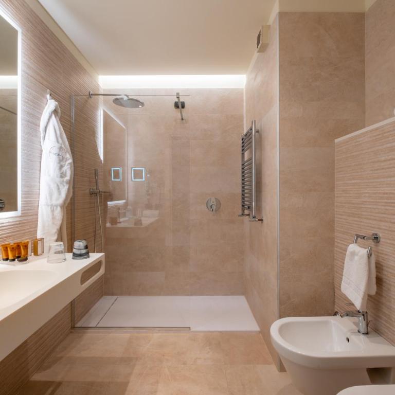 Savhotel Aemilia Bologna - Camera Matrimoniale Deluxe - 5
