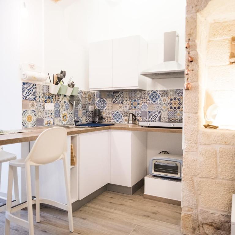 Holiday Lab - One-Bedroom Apartment - 10