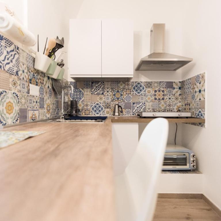 Holiday Lab - One-Bedroom Apartment - 11