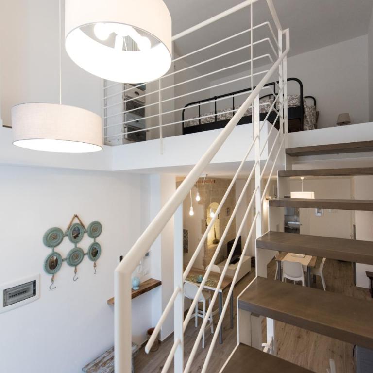Holiday Lab - One-Bedroom Apartment - 12