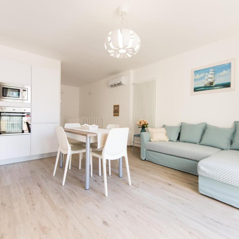 Holiday Lab - One-Bedroom Apartment - 4
