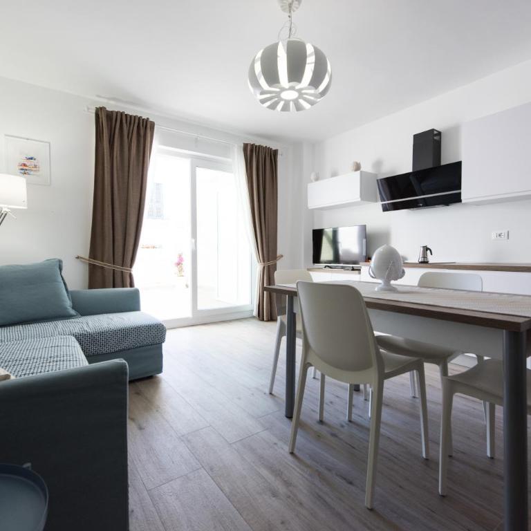 Holiday Lab - One-Bedroom Apartment - 15