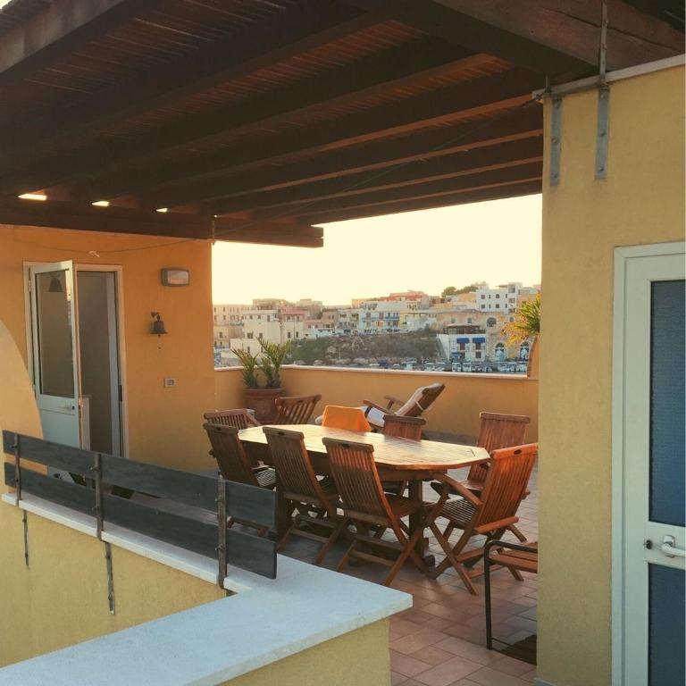 Attico sul Porto Vecchio - Lampedusa - Casa con 3 Camere da Letto - 14