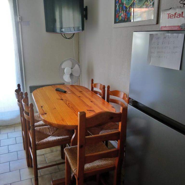 Appartement 4 personnes 5mn plage Piscine wifi parking - Apartment mit 1 Schlafzimmer - 6