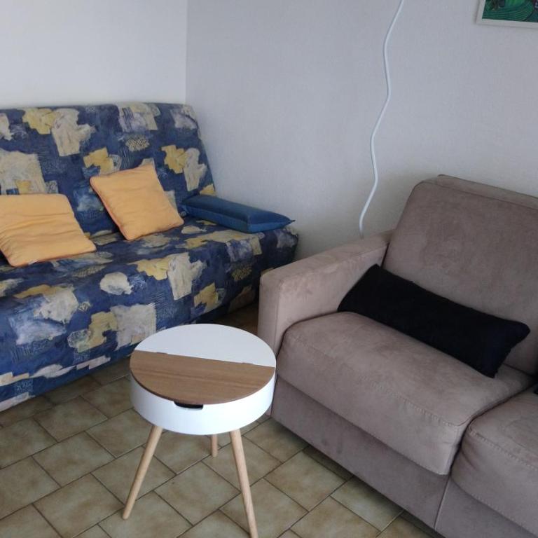 Appartement 4 personnes 5mn plage Piscine wifi parking - Apartment mit 1 Schlafzimmer - 12