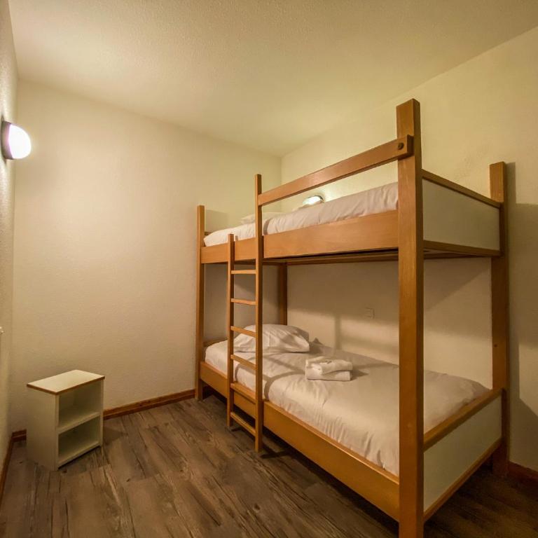 Appart'Hôtel LIDO au bord de l'eau - Appartement 4-6 Personnes avec 2 Chambres - Côté Forêt - 6