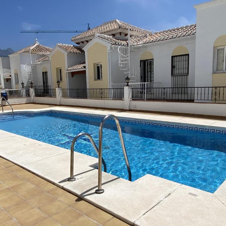 Chimenea Pinar 2 Apartments Casasol - Apartamento con vistas a la piscina - 29