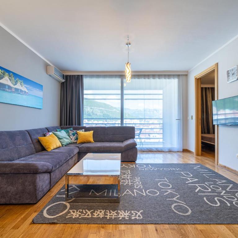 Apt "Budva" with Sea View and Garage Parking - Apartman sa Pogledom na More - 16